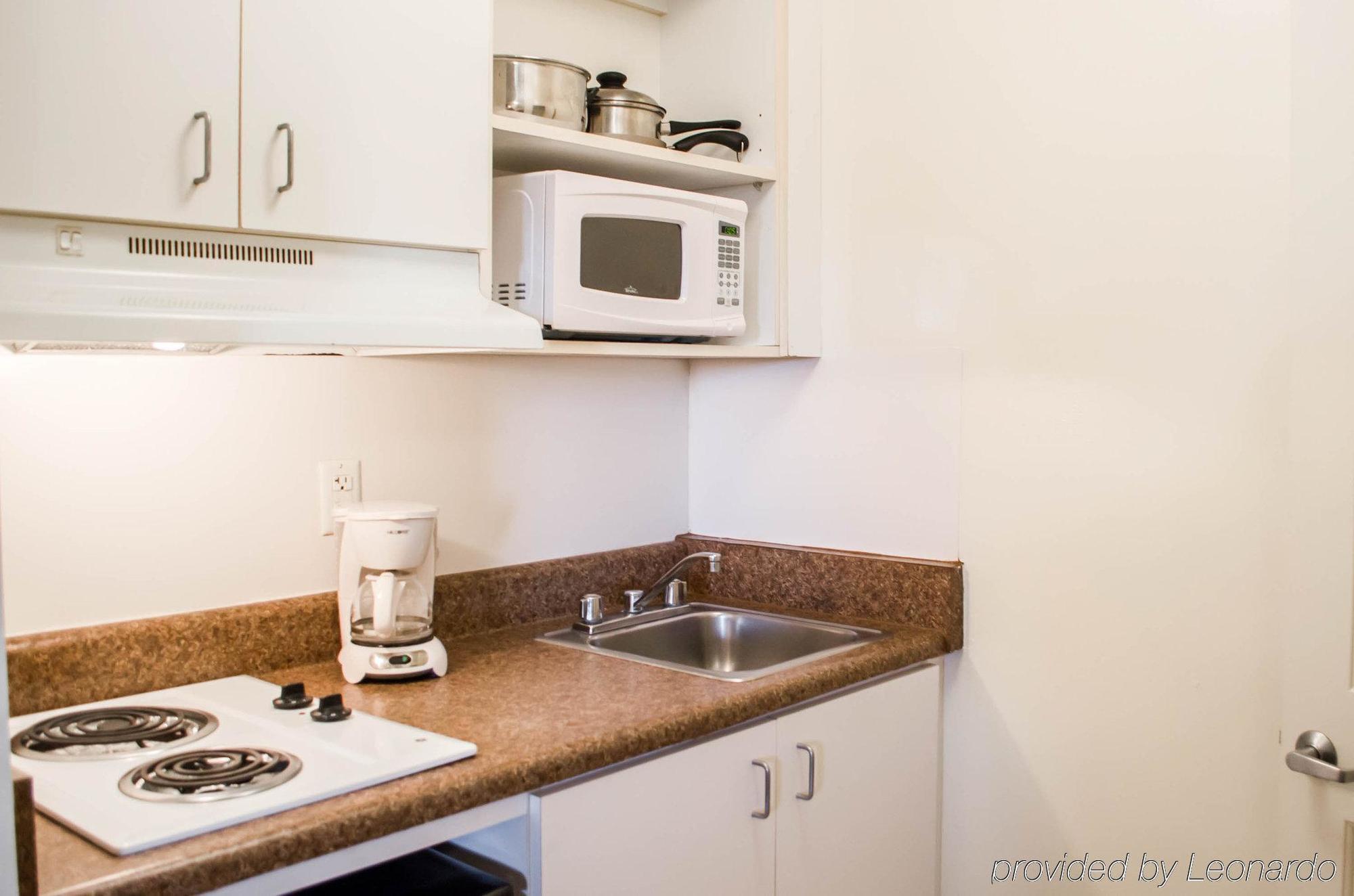 Tampa Bay Extended Stay Hotel Largo Esterno foto