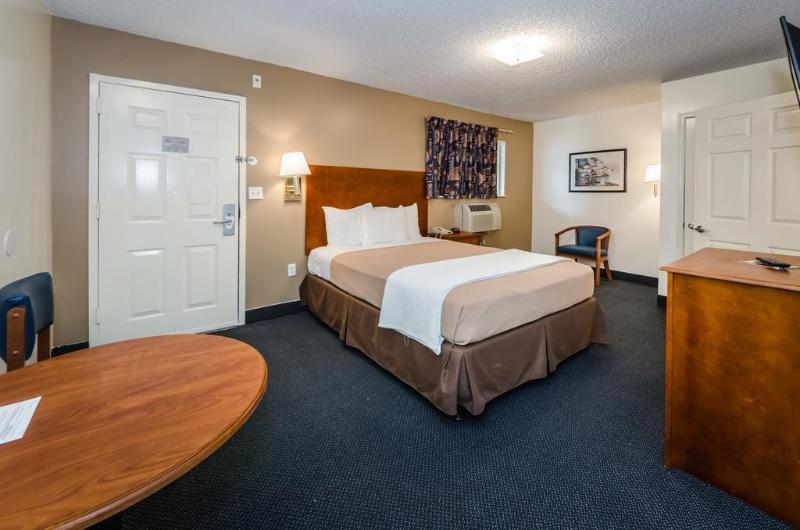 Tampa Bay Extended Stay Hotel Largo Esterno foto